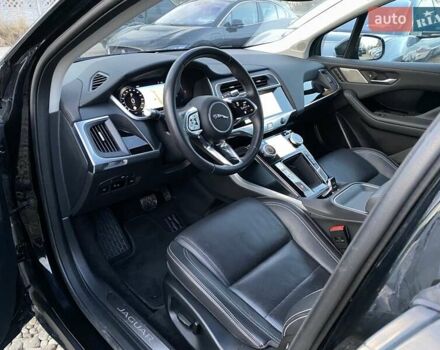 Черный Ягуар I-Pace, объемом двигателя 0 л и пробегом 90 тыс. км за 26900 $, фото 1 на Automoto.ua