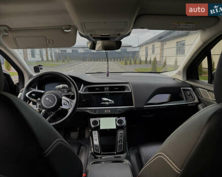 Черный Ягуар I-Pace, объемом двигателя 0 л и пробегом 115 тыс. км за 26800 $, фото 39 на Automoto.ua