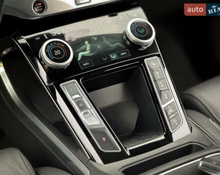 Черный Ягуар I-Pace, объемом двигателя 0 л и пробегом 138 тыс. км за 24500 $, фото 68 на Automoto.ua