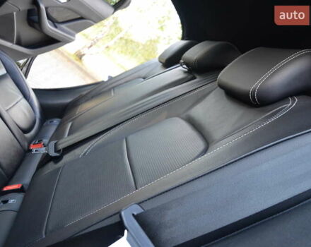 Черный Ягуар I-Pace, объемом двигателя 0 л и пробегом 72 тыс. км за 23150 $, фото 47 на Automoto.ua