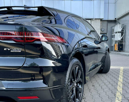 Черный Ягуар I-Pace, объемом двигателя 0 л и пробегом 102 тыс. км за 24990 $, фото 6 на Automoto.ua