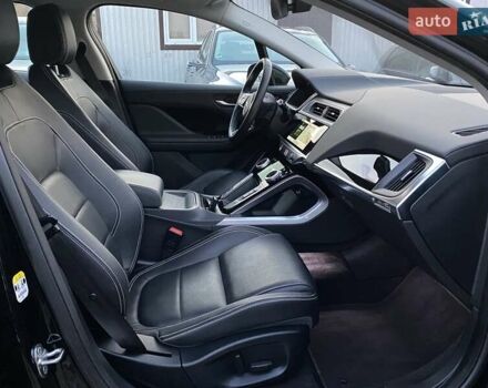 Черный Ягуар I-Pace, объемом двигателя 0 л и пробегом 90 тыс. км за 26900 $, фото 86 на Automoto.ua