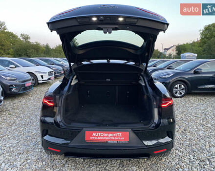 Черный Ягуар I-Pace, объемом двигателя 0 л и пробегом 120 тыс. км за 25900 $, фото 123 на Automoto.ua