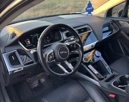 Чорний Ягуар I-Pace, об'ємом двигуна 0 л та пробігом 126 тис. км за 25500 $, фото 6 на Automoto.ua