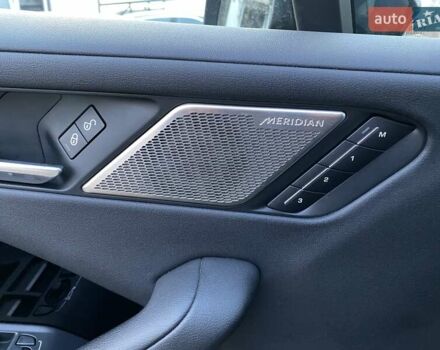 Черный Ягуар I-Pace, объемом двигателя 0 л и пробегом 90 тыс. км за 26900 $, фото 6 на Automoto.ua