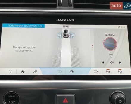 Черный Ягуар I-Pace, объемом двигателя 0 л и пробегом 98 тыс. км за 25200 $, фото 70 на Automoto.ua