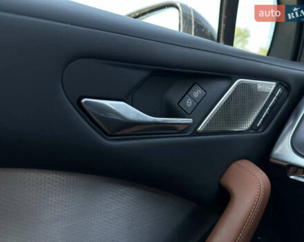 Черный Ягуар I-Pace, объемом двигателя 0 л и пробегом 89 тыс. км за 25400 $, фото 30 на Automoto.ua