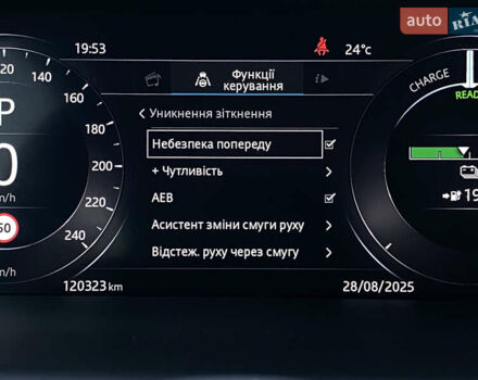 Черный Ягуар I-Pace, объемом двигателя 0 л и пробегом 120 тыс. км за 25900 $, фото 67 на Automoto.ua