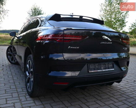 Черный Ягуар I-Pace, объемом двигателя 0 л и пробегом 72 тыс. км за 23150 $, фото 26 на Automoto.ua
