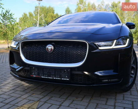 Черный Ягуар I-Pace, объемом двигателя 0 л и пробегом 72 тыс. км за 23150 $, фото 9 на Automoto.ua