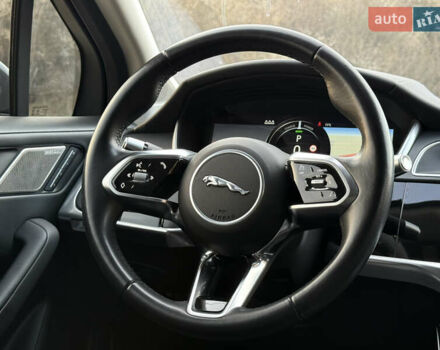 Черный Ягуар I-Pace, объемом двигателя 0 л и пробегом 99 тыс. км за 21900 $, фото 22 на Automoto.ua