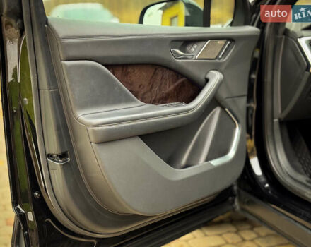 Черный Ягуар I-Pace, объемом двигателя 0 л и пробегом 138 тыс. км за 24500 $, фото 41 на Automoto.ua