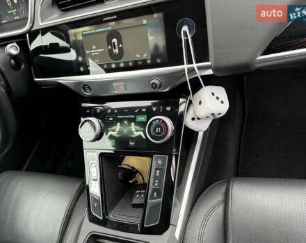Чорний Ягуар I-Pace, об'ємом двигуна 0 л та пробігом 93 тис. км за 21499 $, фото 53 на Automoto.ua