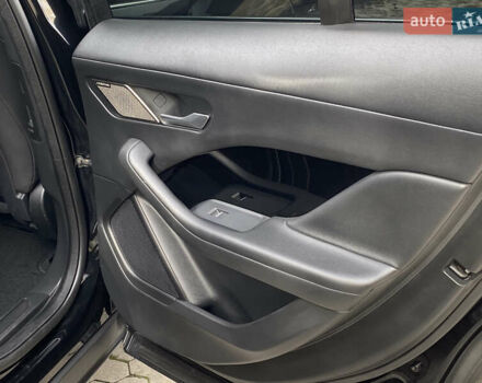 Чорний Ягуар I-Pace, об'ємом двигуна 0 л та пробігом 150 тис. км за 21200 $, фото 63 на Automoto.ua