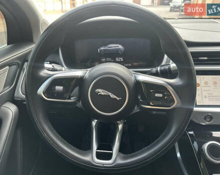 Черный Ягуар I-Pace, объемом двигателя 0 л и пробегом 75 тыс. км за 22900 $, фото 61 на Automoto.ua