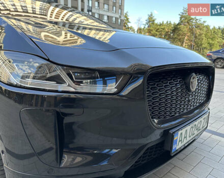 Черный Ягуар I-Pace, объемом двигателя 0 л и пробегом 90 тыс. км за 71906 $, фото 1 на Automoto.ua