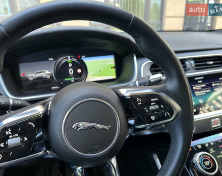 Черный Ягуар I-Pace, объемом двигателя 0 л и пробегом 90 тыс. км за 71906 $, фото 6 на Automoto.ua