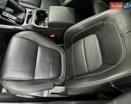 Черный Ягуар I-Pace, объемом двигателя 0 л и пробегом 62 тыс. км за 31800 $, фото 17 на Automoto.ua