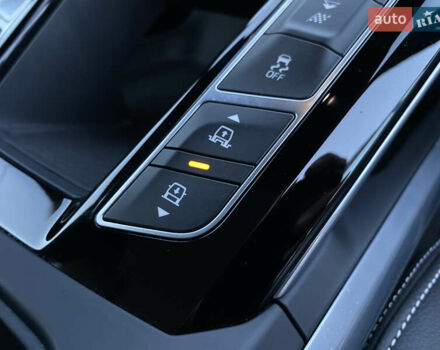 Черный Ягуар I-Pace, объемом двигателя 0 л и пробегом 64 тыс. км за 29900 $, фото 4 на Automoto.ua