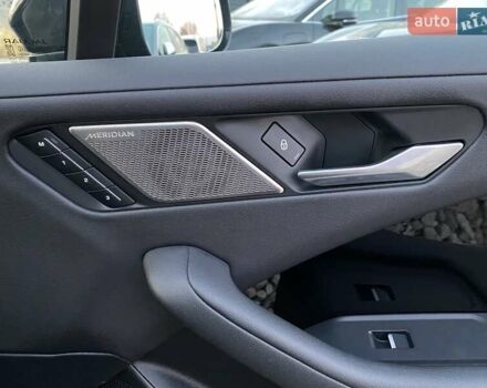Черный Ягуар I-Pace, объемом двигателя 0 л и пробегом 90 тыс. км за 25900 $, фото 87 на Automoto.ua