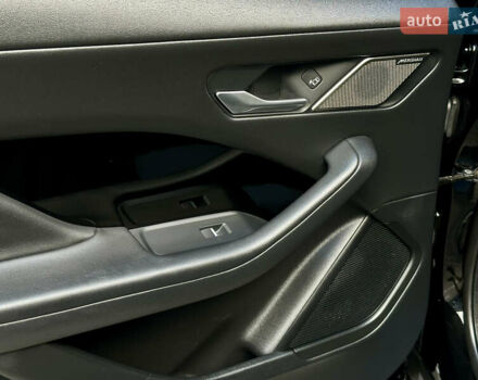 Чорний Ягуар I-Pace, об'ємом двигуна 0 л та пробігом 37 тис. км за 32300 $, фото 25 на Automoto.ua