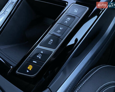 Черный Ягуар I-Pace, объемом двигателя 0 л и пробегом 64 тыс. км за 29900 $, фото 126 на Automoto.ua