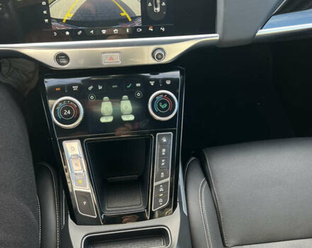 Черный Ягуар I-Pace, объемом двигателя 0 л и пробегом 113 тыс. км за 26047 $, фото 15 на Automoto.ua