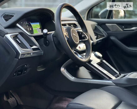 Черный Ягуар I-Pace, объемом двигателя 0 л и пробегом 52 тыс. км за 36400 $, фото 30 на Automoto.ua