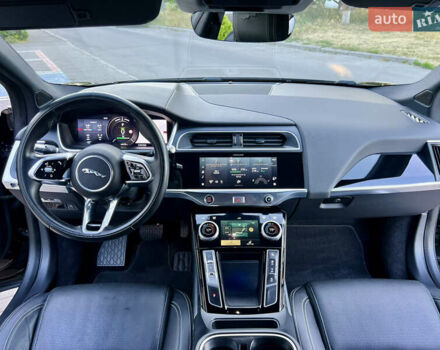 Черный Ягуар I-Pace, объемом двигателя 0 л и пробегом 90 тыс. км за 25550 $, фото 90 на Automoto.ua