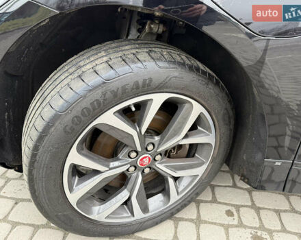 Чорний Ягуар I-Pace, об'ємом двигуна 0 л та пробігом 93 тис. км за 21499 $, фото 23 на Automoto.ua