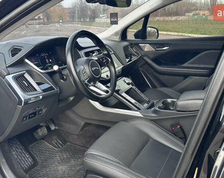Черный Ягуар I-Pace, объемом двигателя 0 л и пробегом 149 тыс. км за 22300 $, фото 17 на Automoto.ua