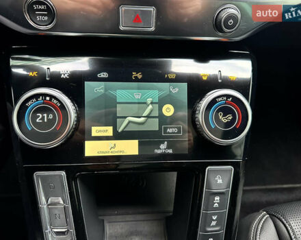 Черный Ягуар I-Pace, объемом двигателя 0 л и пробегом 62 тыс. км за 31800 $, фото 26 на Automoto.ua