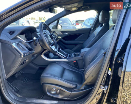 Черный Ягуар I-Pace, объемом двигателя 0 л и пробегом 64 тыс. км за 29900 $, фото 57 на Automoto.ua