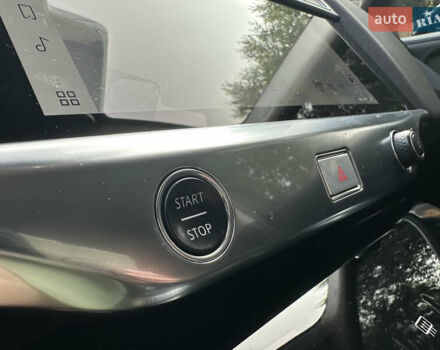 Черный Ягуар I-Pace, объемом двигателя 0 л и пробегом 75 тыс. км за 22900 $, фото 67 на Automoto.ua