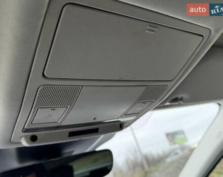 Чорний Ягуар I-Pace, об'ємом двигуна 0 л та пробігом 93 тис. км за 21499 $, фото 70 на Automoto.ua