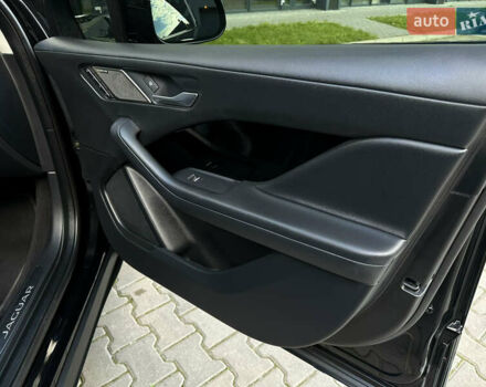 Черный Ягуар I-Pace, объемом двигателя 0 л и пробегом 37 тыс. км за 32400 $, фото 17 на Automoto.ua