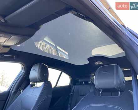 Черный Ягуар I-Pace, объемом двигателя 0 л и пробегом 64 тыс. км за 29900 $, фото 56 на Automoto.ua