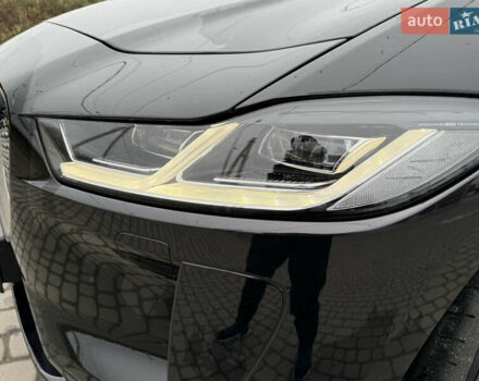 Чорний Ягуар I-Pace, об'ємом двигуна 0 л та пробігом 93 тис. км за 21499 $, фото 12 на Automoto.ua