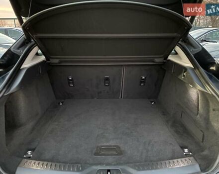 Черный Ягуар I-Pace, объемом двигателя 0 л и пробегом 90 тыс. км за 25900 $, фото 81 на Automoto.ua