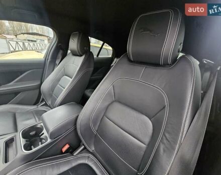 Черный Ягуар I-Pace, объемом двигателя 0 л и пробегом 59 тыс. км за 28700 $, фото 8 на Automoto.ua