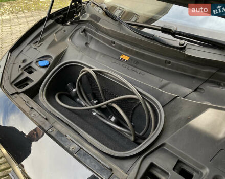 Чорний Ягуар I-Pace, об'ємом двигуна 0 л та пробігом 150 тис. км за 21200 $, фото 72 на Automoto.ua