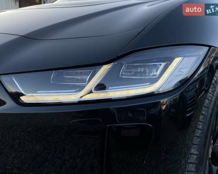 Черный Ягуар I-Pace, объемом двигателя 0 л и пробегом 64 тыс. км за 29900 $, фото 33 на Automoto.ua