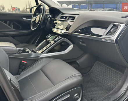 Черный Ягуар I-Pace, объемом двигателя 0 л и пробегом 149 тыс. км за 22300 $, фото 16 на Automoto.ua