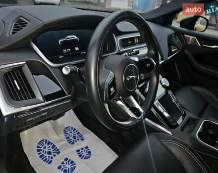 Черный Ягуар I-Pace, объемом двигателя 0 л и пробегом 59 тыс. км за 28700 $, фото 10 на Automoto.ua