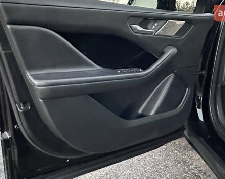 Чорний Ягуар I-Pace, об'ємом двигуна 0 л та пробігом 149 тис. км за 23500 $, фото 22 на Automoto.ua