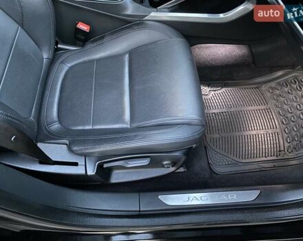 Черный Ягуар I-Pace, объемом двигателя 0 л и пробегом 173 тыс. км за 29999 $, фото 17 на Automoto.ua