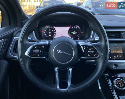 Черный Ягуар I-Pace, объемом двигателя 0 л и пробегом 64 тыс. км за 29900 $, фото 68 на Automoto.ua