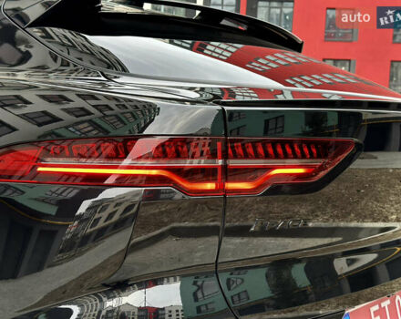 Черный Ягуар I-Pace, объемом двигателя 0 л и пробегом 62 тыс. км за 31800 $, фото 51 на Automoto.ua