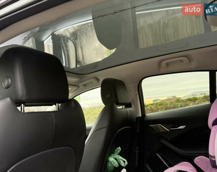 Чорний Ягуар I-Pace, об'ємом двигуна 0 л та пробігом 93 тис. км за 21499 $, фото 39 на Automoto.ua