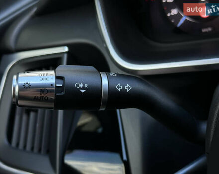 Черный Ягуар I-Pace, объемом двигателя 0 л и пробегом 37 тыс. км за 32400 $, фото 28 на Automoto.ua